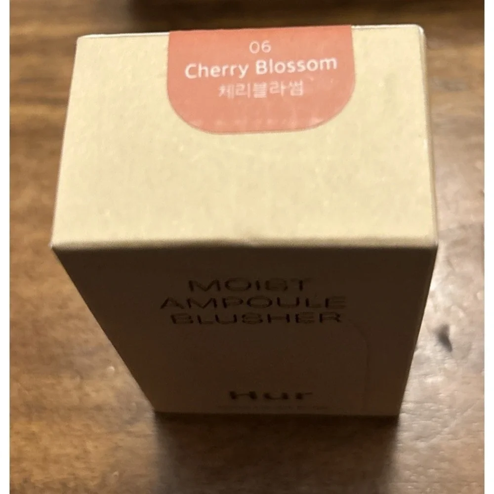 House of Hur Moist Ampoule Blusher Buildable Water-based Formula Cherry Blossom
